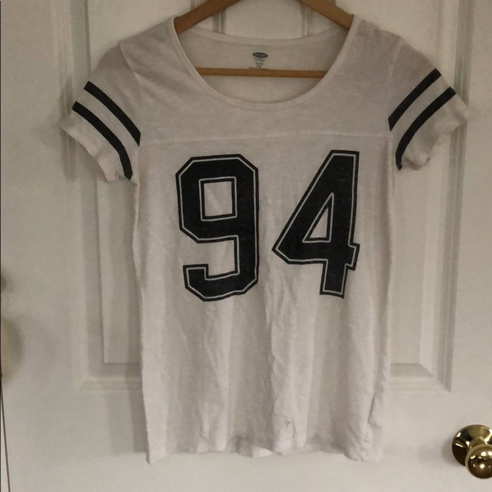 Old Navy T Shirt
